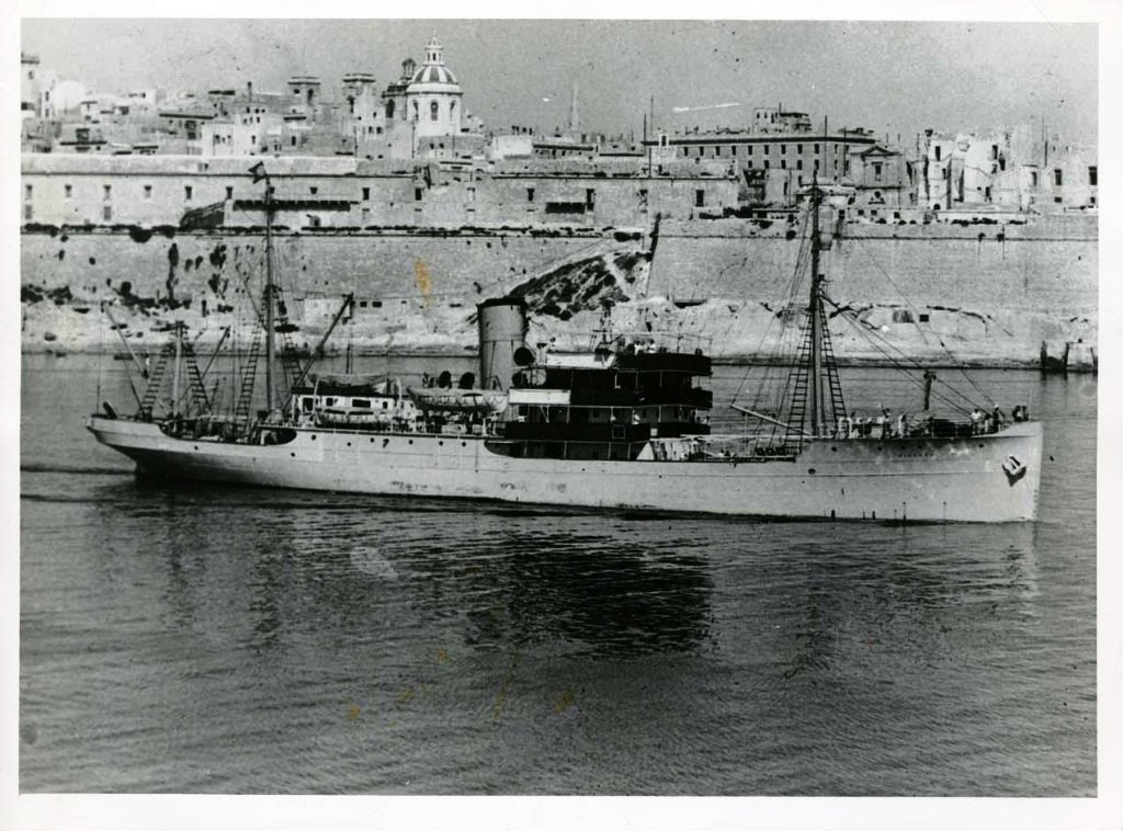 RRS DISCOVERY II  1950-1962
Malta. Named II as the original of Scott fame was still in service for the FI Government. Transferred to RFA for manning and maintenance 1950. Replaced by new build 1962 and scrapped. 
