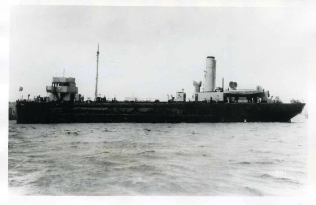 RFA BIRCHOL (1)  1917-1939
2nd 1000 Ton class. Built Barclay Curle. Lost by stranding in the Hebrides 29 November 1939.
