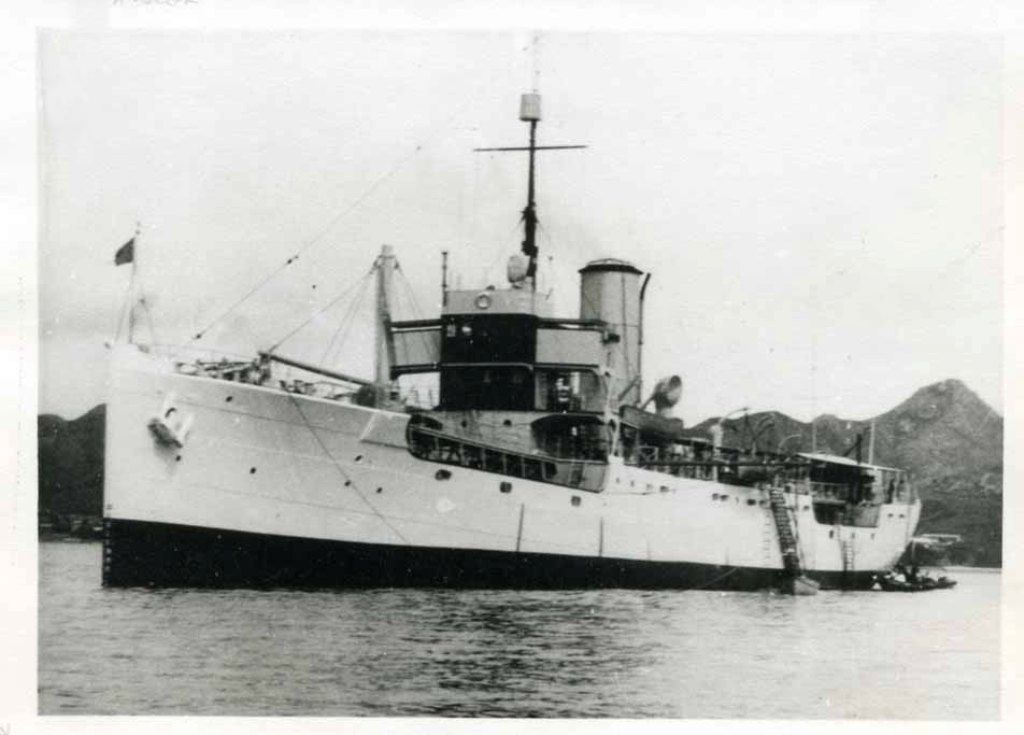 RFA FRANCOL 1917-1942
Built Earle's, Hull. From 1920 spent most of her life on China Station, Hong Kong in winter and Wei Hai Wei in summer.
Sunk by Gunfire from the Japanese Fleet south of Java on 3 March 1942. ( Four killed including Captain JH Burman, father of late Member Cdr Phil Burman,. Survivors taken prisoner.)
