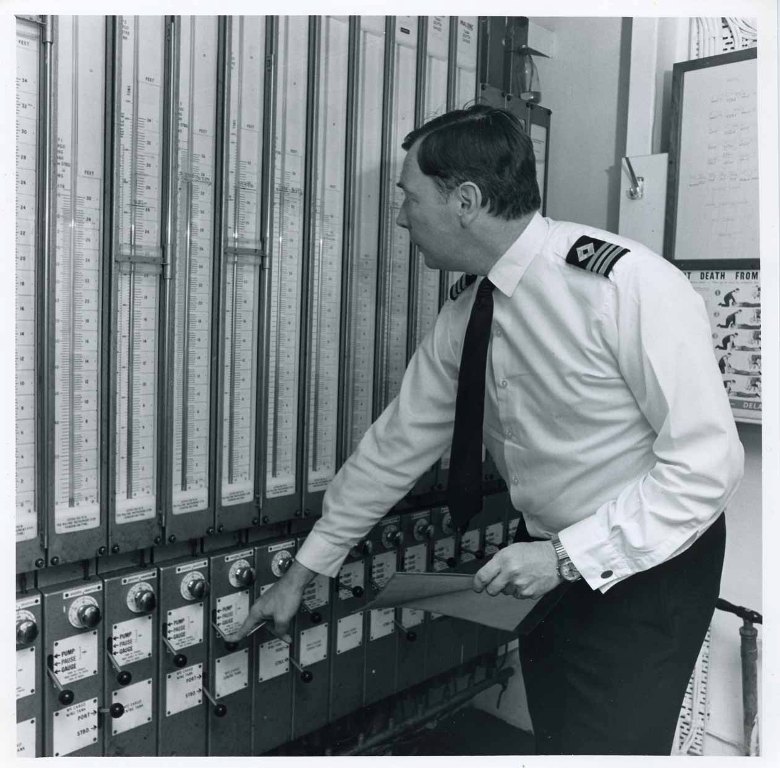 RFA GREY ROVER
First officer in cargo control room
