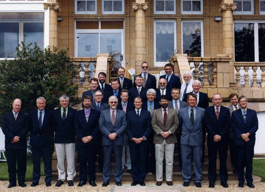 SENIOR MANAGEMENT SEMINAR
2003
