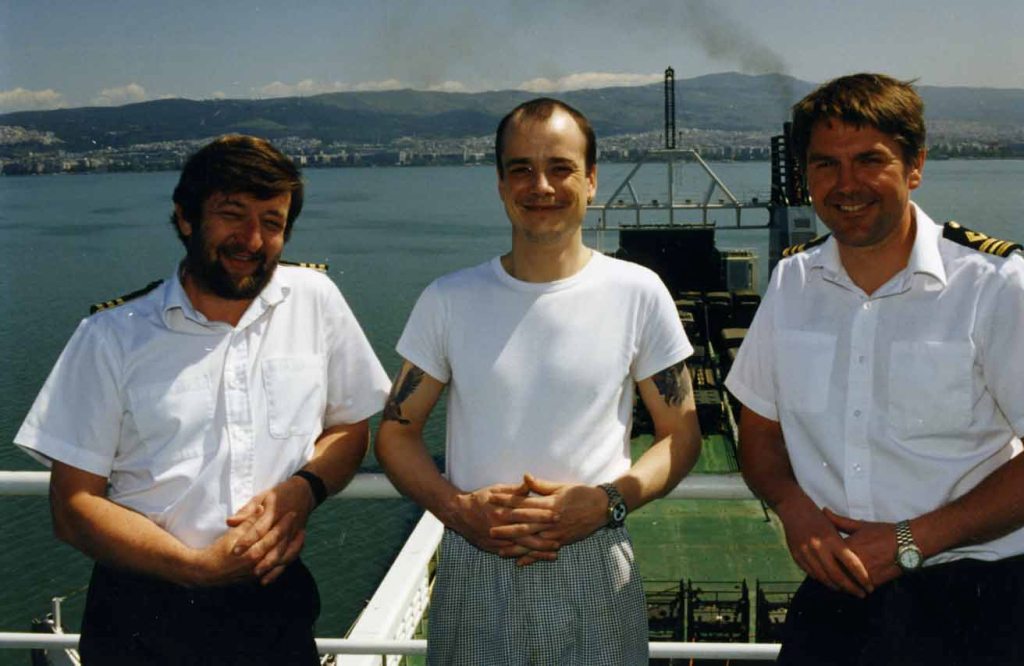 C WOODFIELD, PO Cook ROBERTS, BOB HUXTABLE.
Possibly RFA Sea Crusader 1999.
