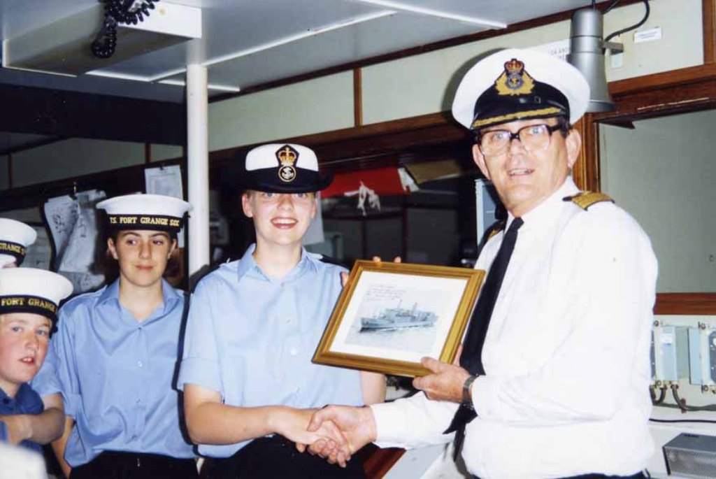 RFA FORT GRANGE
Presentation to TS Fort Grange by Capt Phil Roberts.
