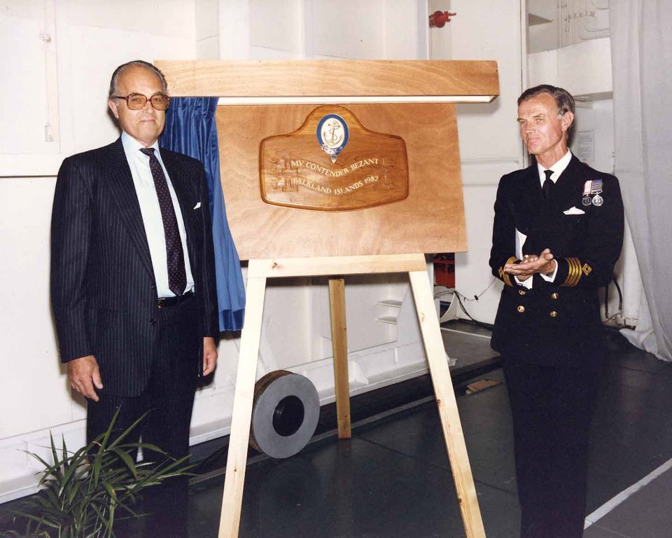 RFA ARGUS
Presentation of Falklands Battle Honour (as Contender Bezant) by Mr N Tatham, July 1988.
