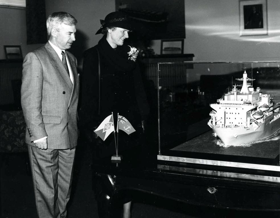RFA ARGUS
Renaming ceremony at Harland & Wolff, Belfast, March 1987.
Lady Sponsor, Lady Pamela Blelloch. John Parker, Chairman H&W.

