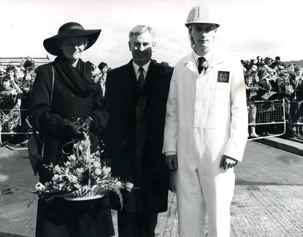 RFA ARGUS
Renaming ceremony at Harland & Wolff, Belfast, March 1987.
Lady Sponsor, Lady Pamela Blelloch.

