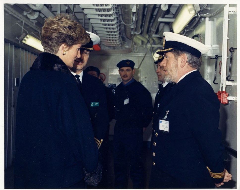 RFA FORT AUSTIN
Visit by HRH Prince Charles & Princess Diana, Devonport 1991.
CEO MIke Mission right.
