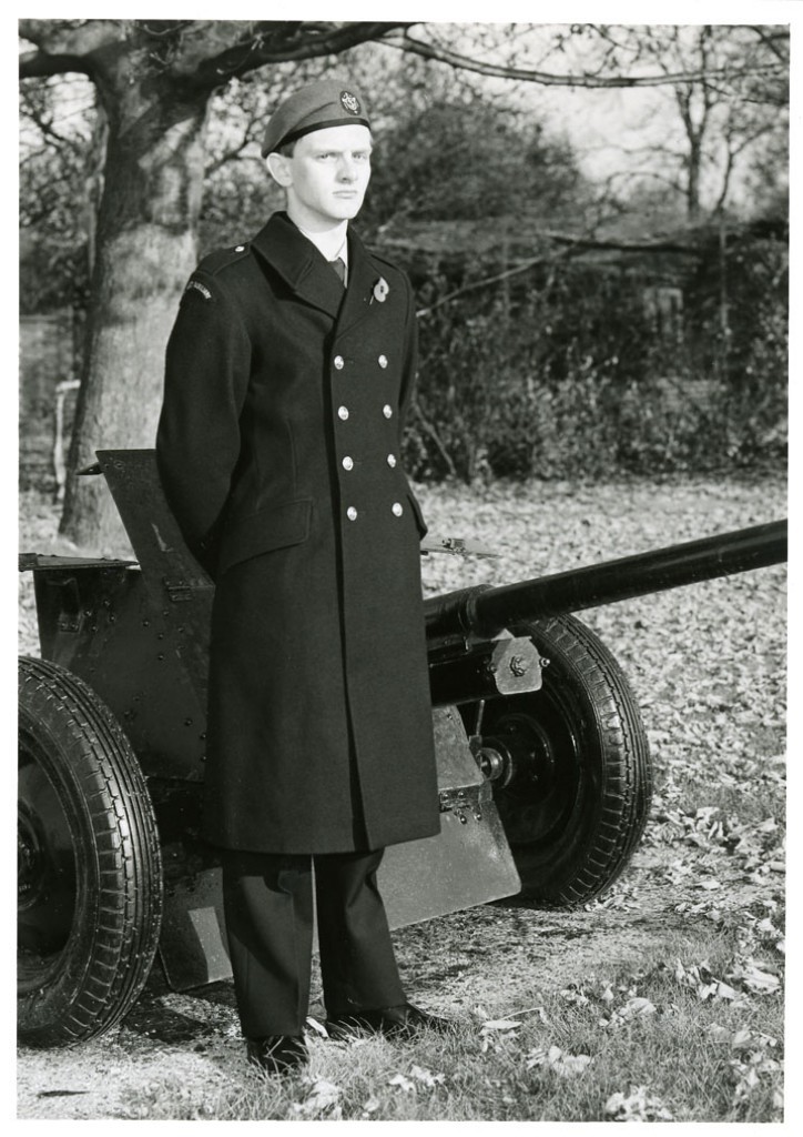 WHALE ISLAND
RFA personnel (to be identified} in new uniforms, training for Remembrance Day Cenotaph Parade, 1987.
