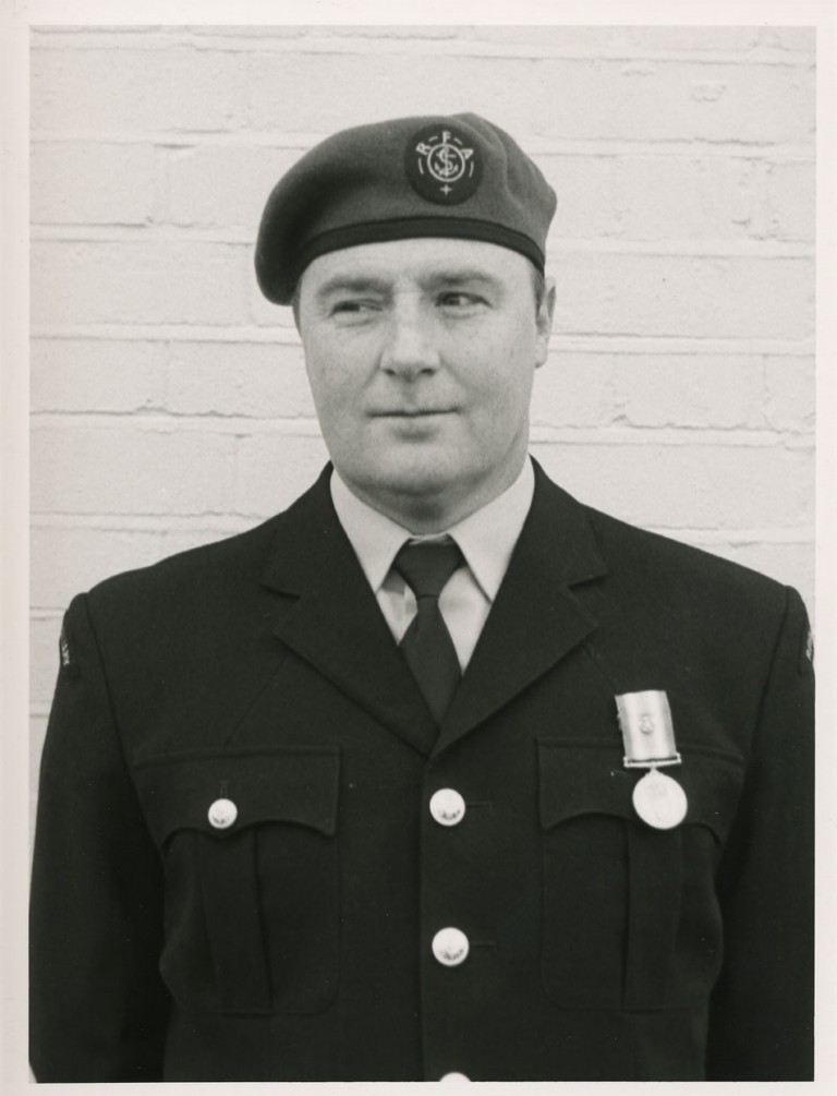 WHALE ISLAND
RFA personnel (to be identified} in new uniforms, training for Remembrance Day Cenotaph Parade, 1987.
