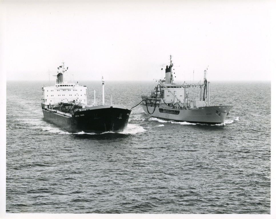 RFA GOLD ROVER
Cooper Collection
Fuelling trials with British Tamar 1976.
