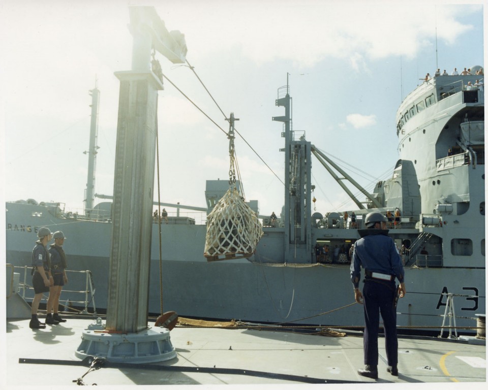RFA FORT GRANGE
RAS with Illustrious during Global 86.
