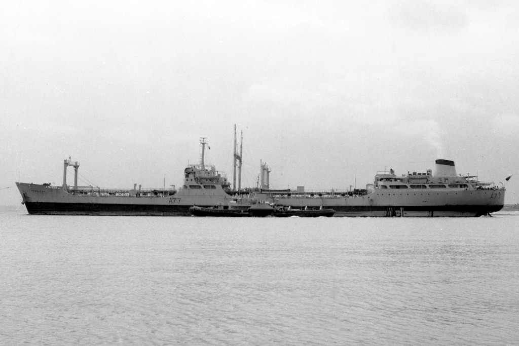RFA PEARLEAF
With RMAS Griper
