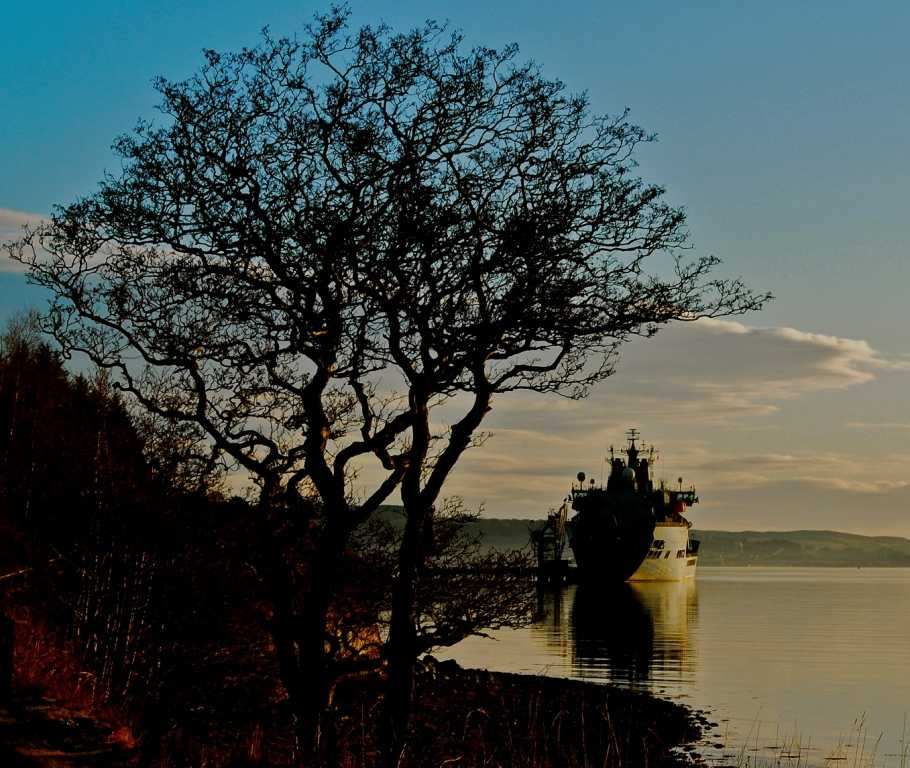 RFA WAVE RULER
Loch Striven 2010
