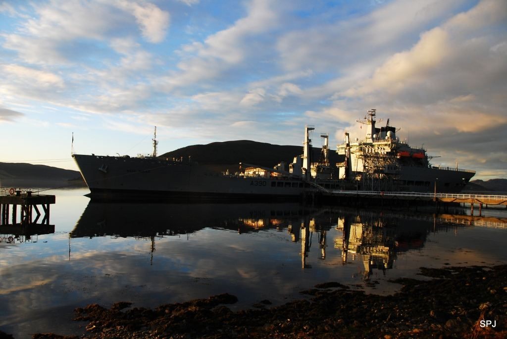 RFA WAVE RULER
Loch Striven 2010

