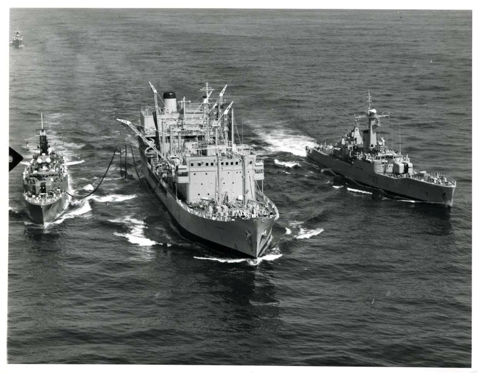 RFA TIDEPOOL
RAS HMS Lowestoft and INS, September 1972.

