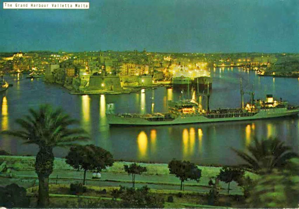 RFA WAVE BARON
Malta. Postcard. Also published as calendar.
